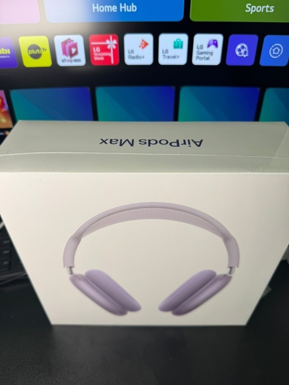 Apple AirPods Max - Lavender Purple Over-Ear Headphones